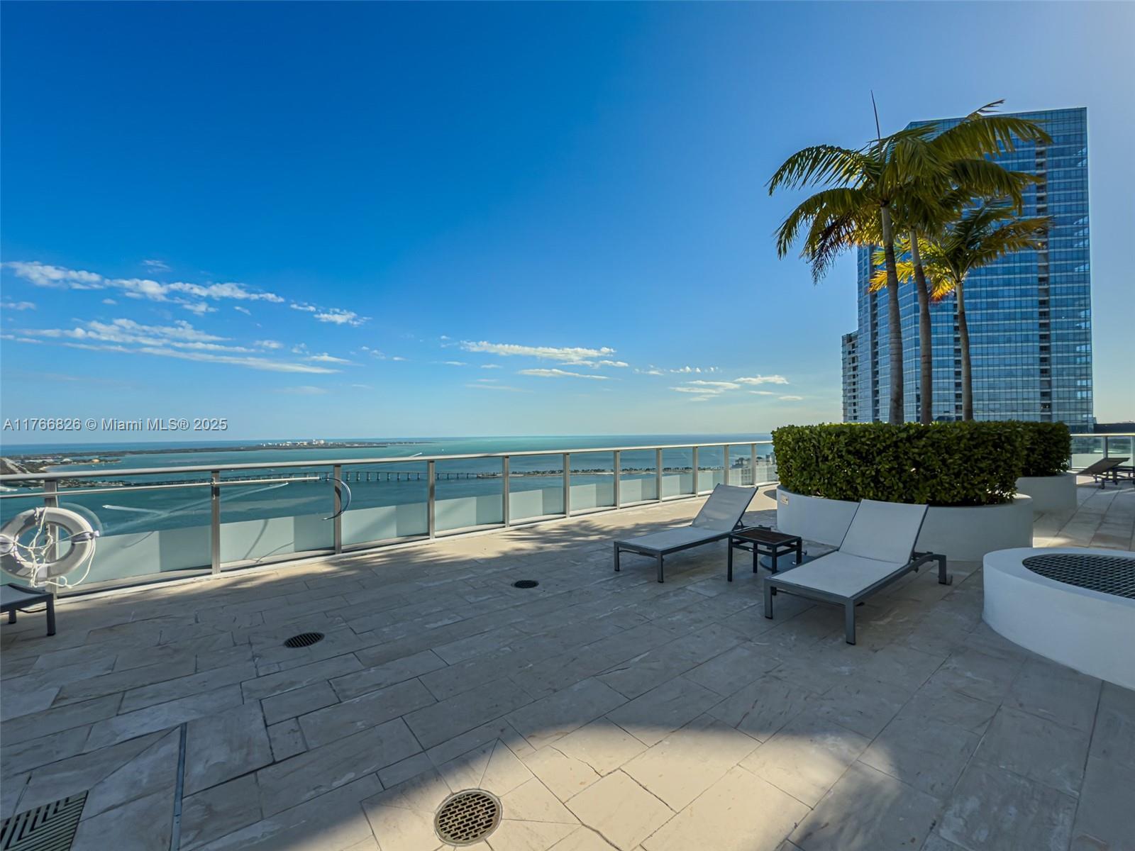 1300 Brickell Bay Dr #4204, Miami FL 33131
