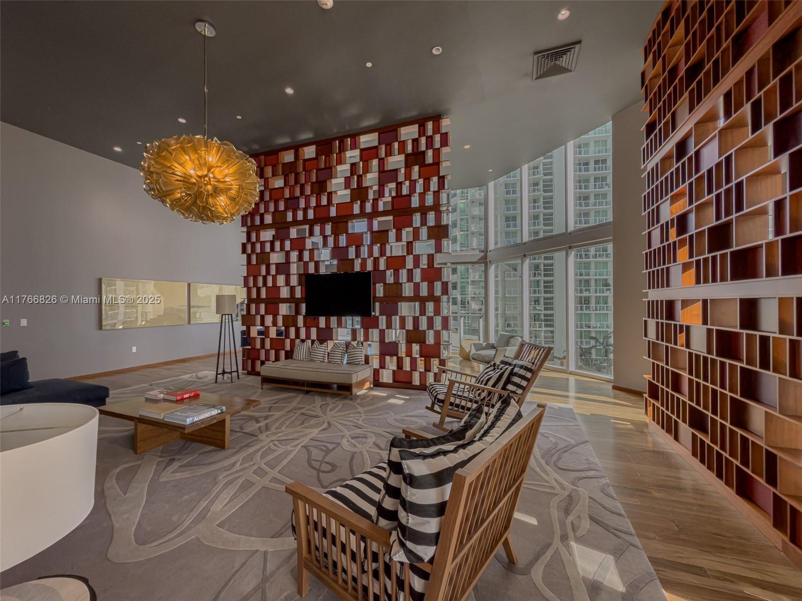 1300 Brickell Bay Dr #4204, Miami FL 33131