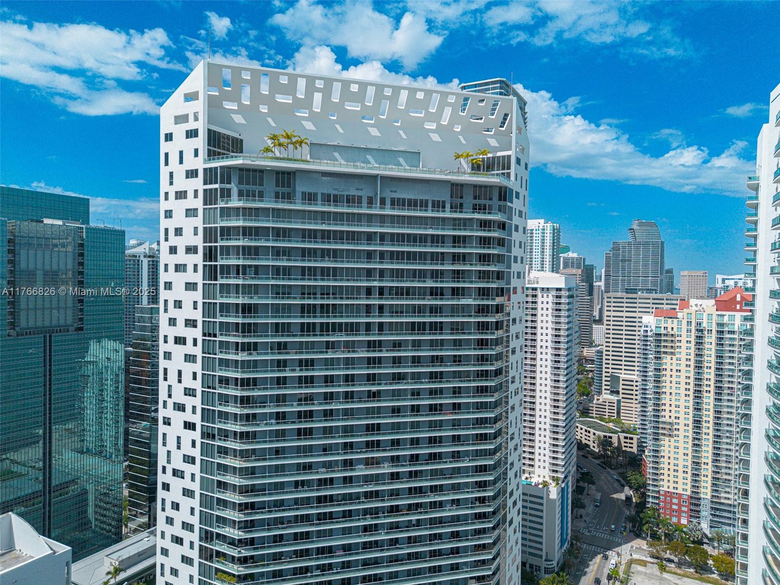 1300 Brickell Bay Dr #4204, Miami FL 33131