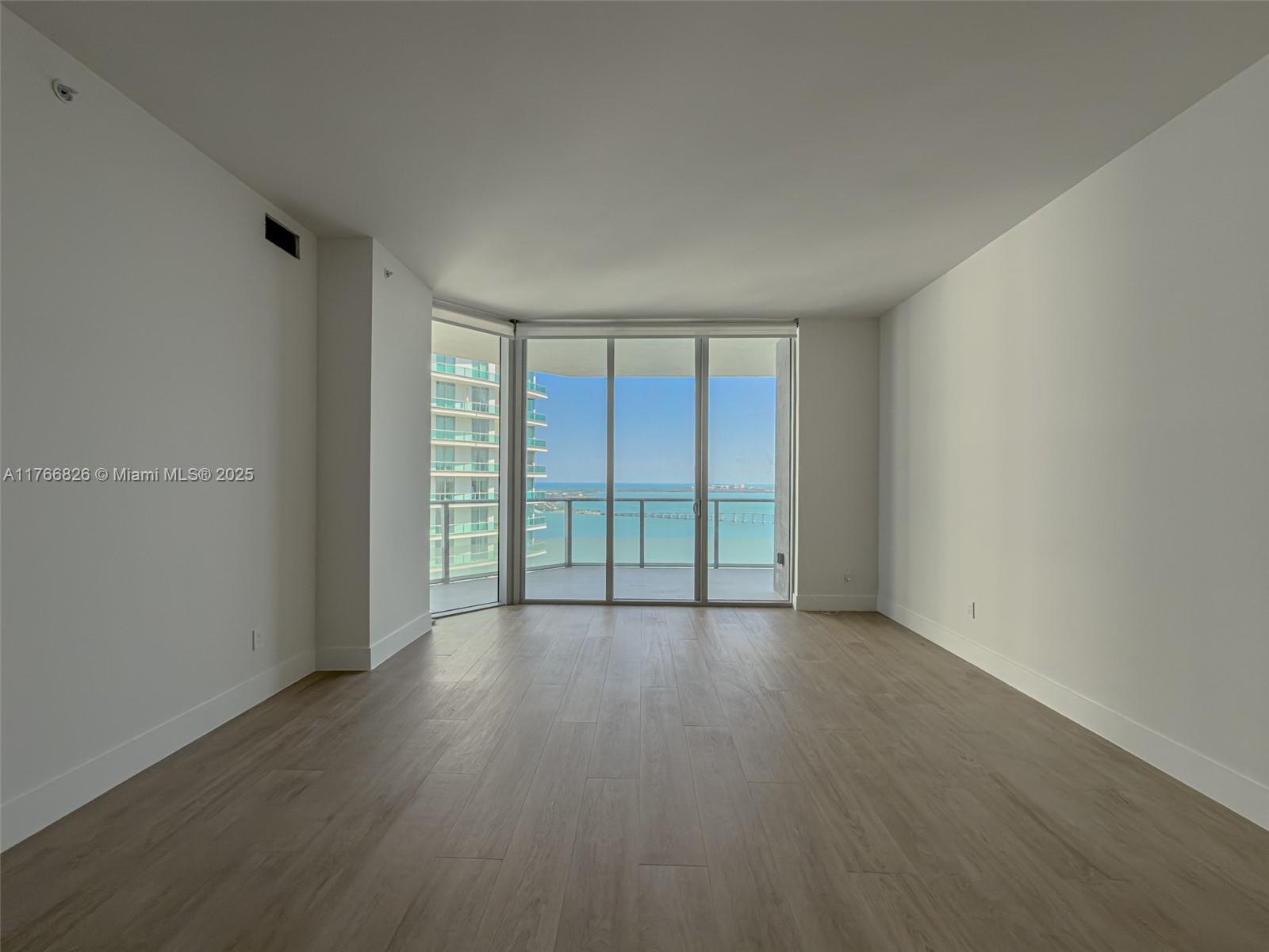 1300 Brickell Bay Dr #4204, Miami FL 33131