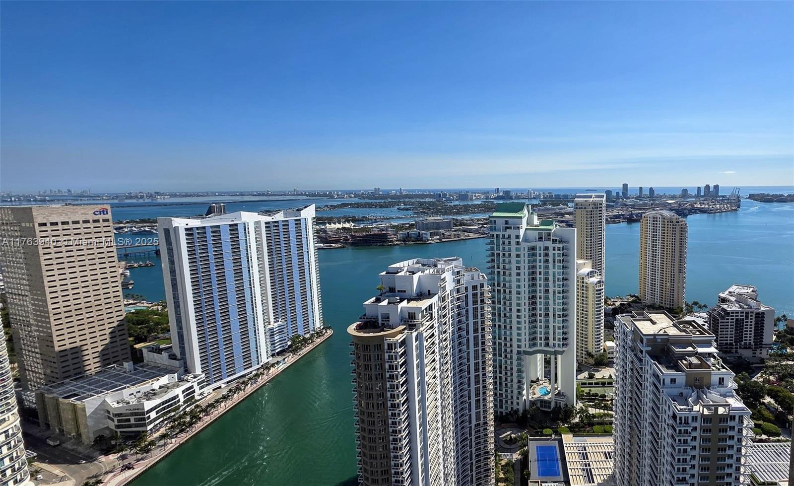 Condo for Rent in Miami, FL