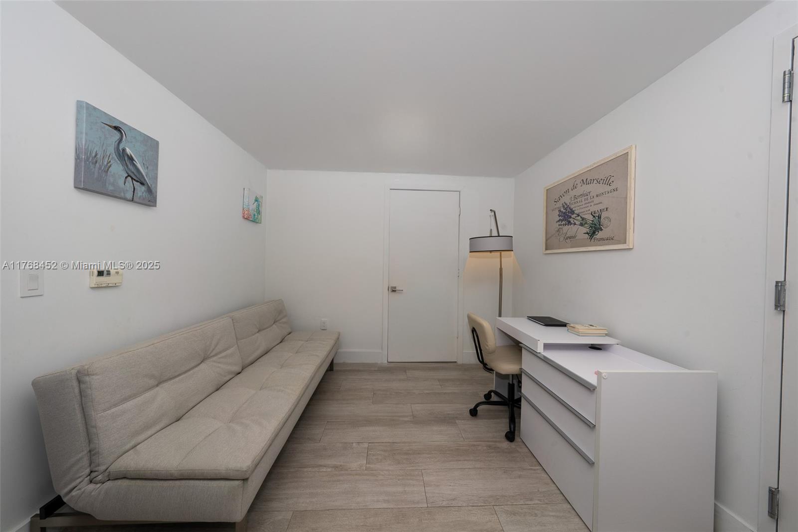 Listing Photo 10