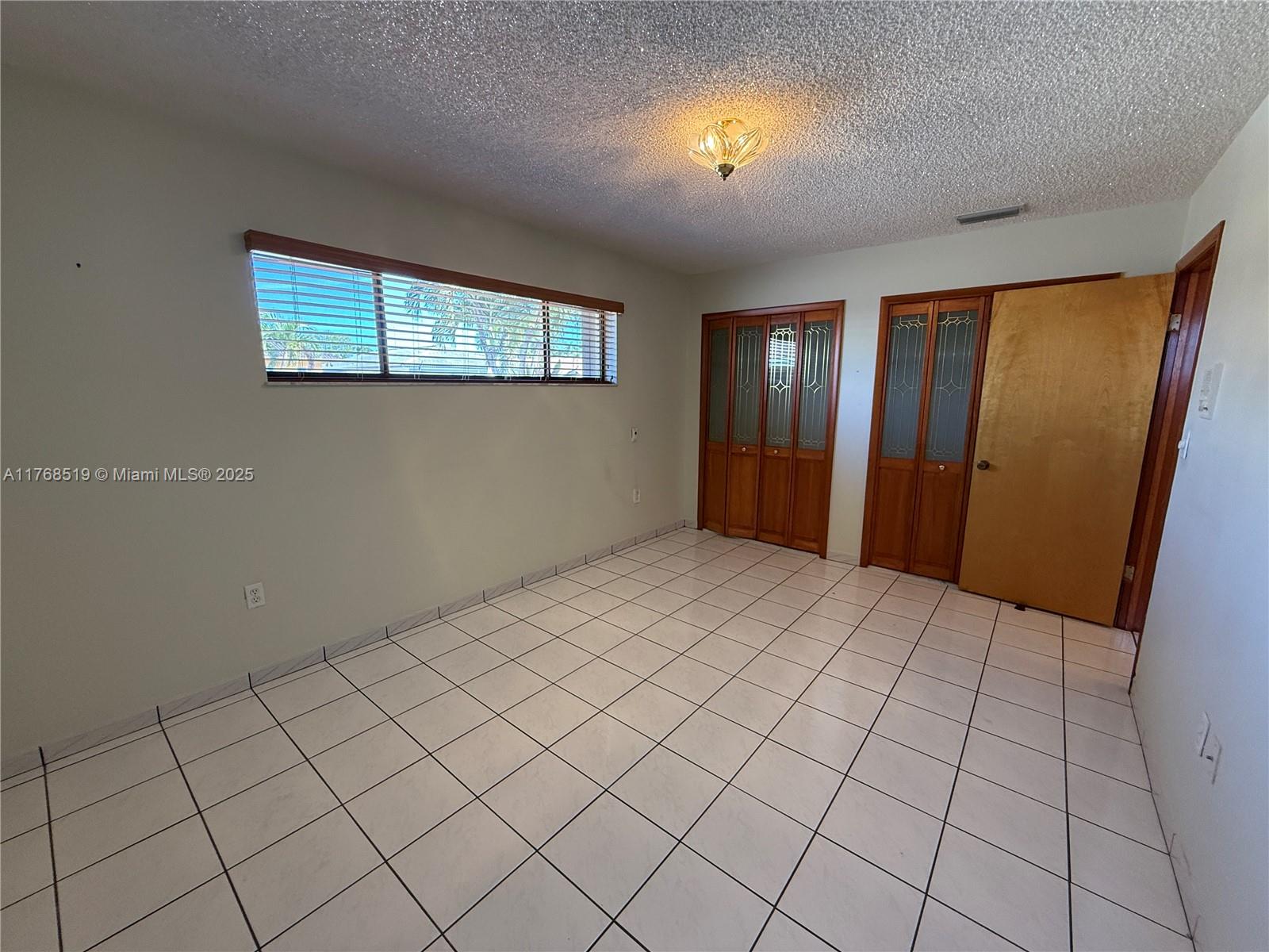 7890 W 5th Ln, Hialeah, Florida image 9