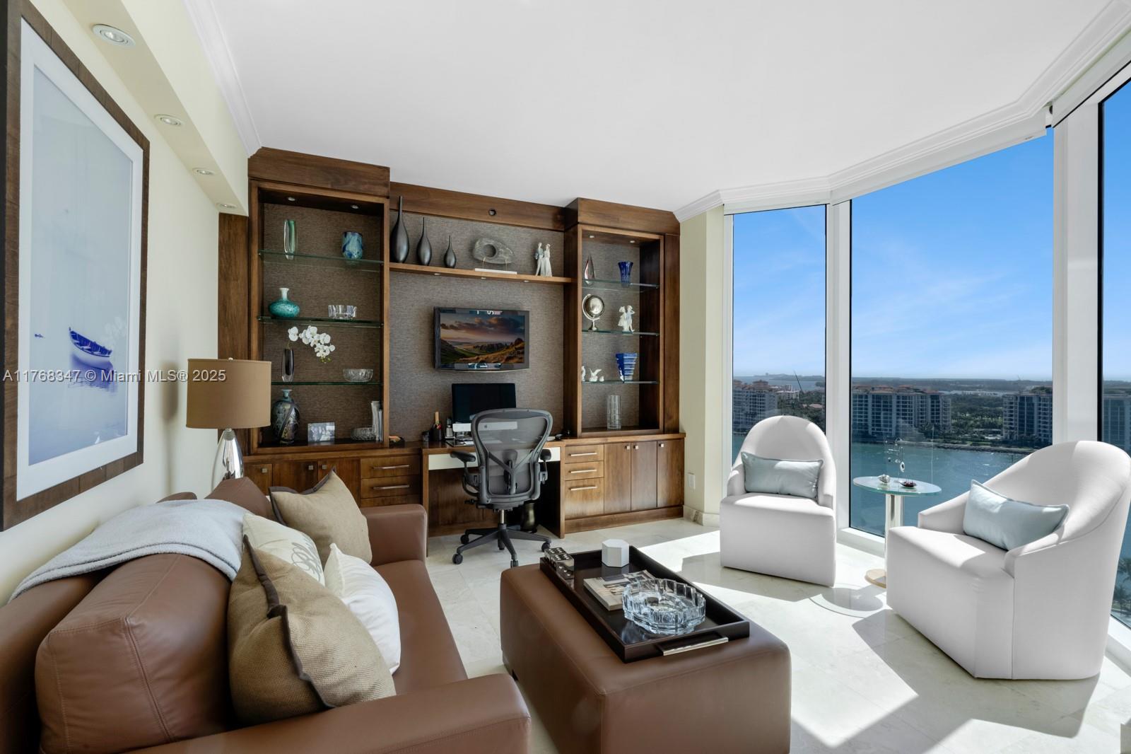 300 S Pointe Dr #1902, Miami Beach FL 33139