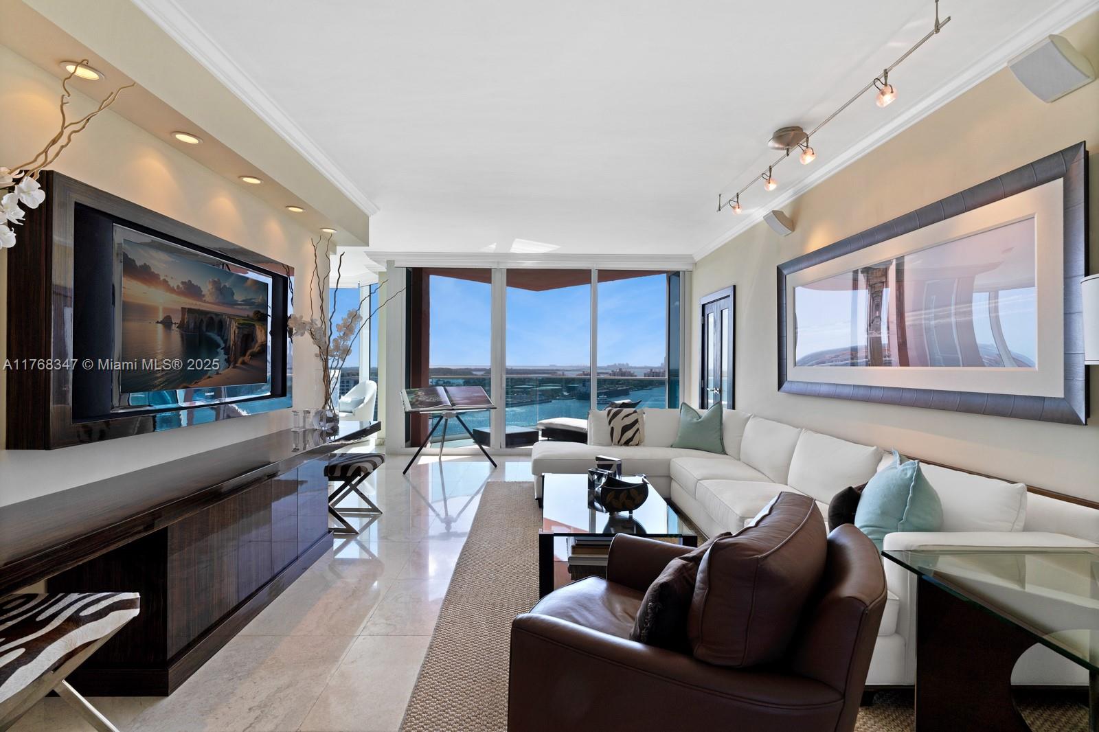 300 S Pointe Dr #1902, Miami Beach FL 33139