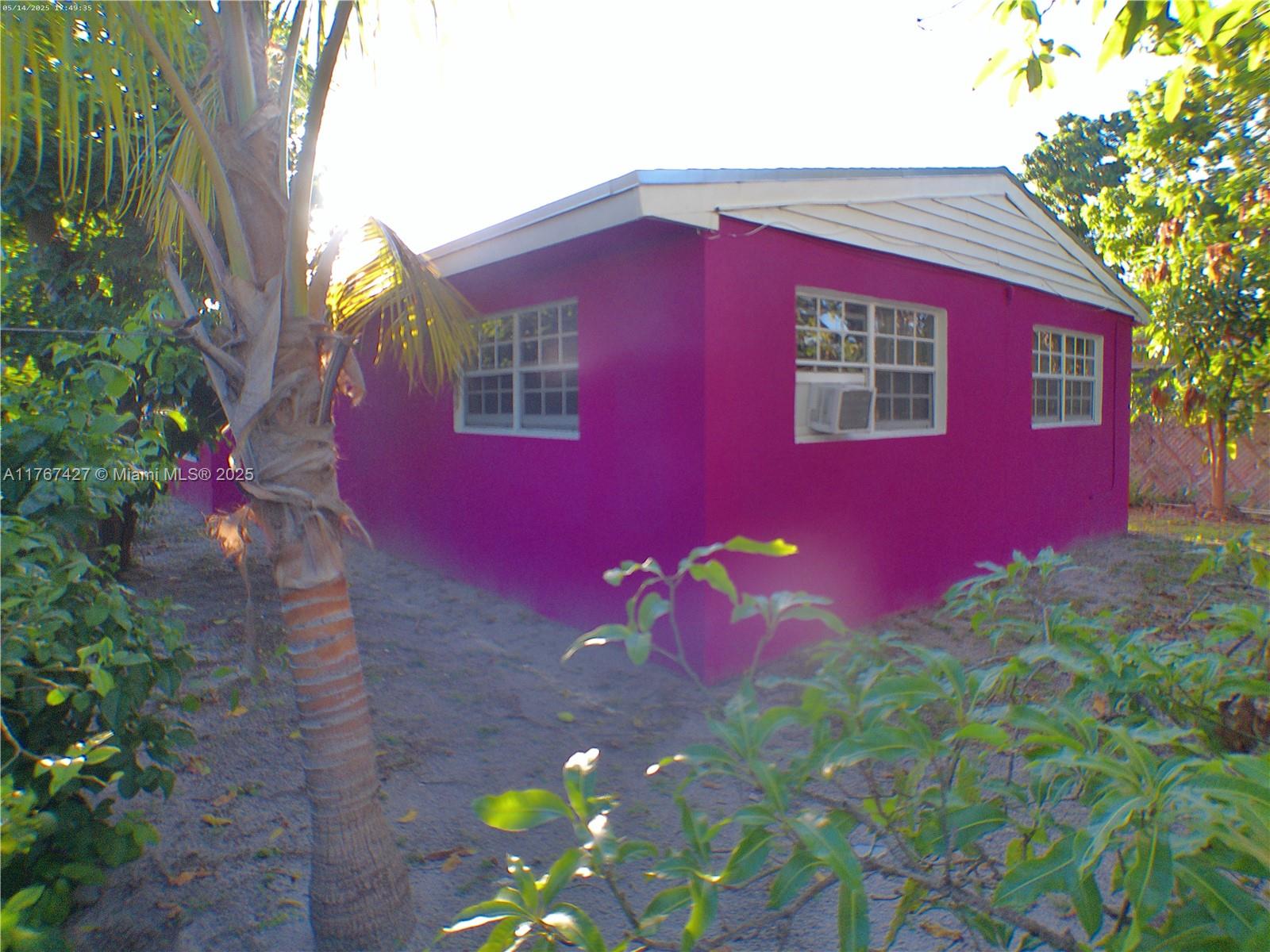 15775 NE 13th Ave, North Miami Beach, Florida image 17