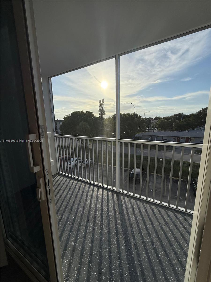 16851 23rd Ave Unit A409, North Miami Beach, Florida 33160