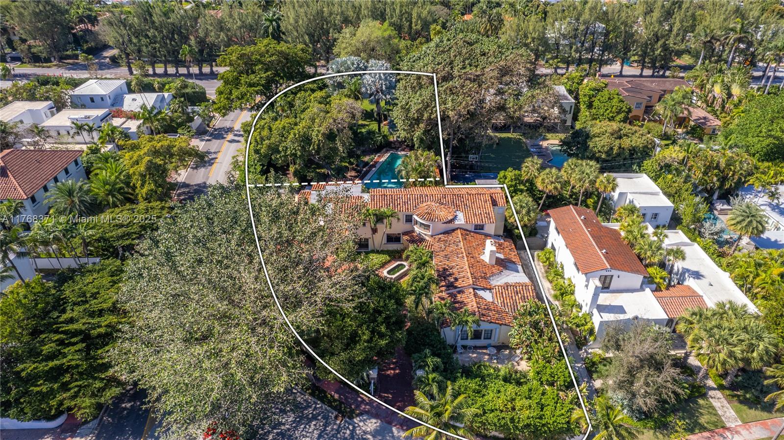 3500  Flamingo Dr  For Sale A11768371, FL