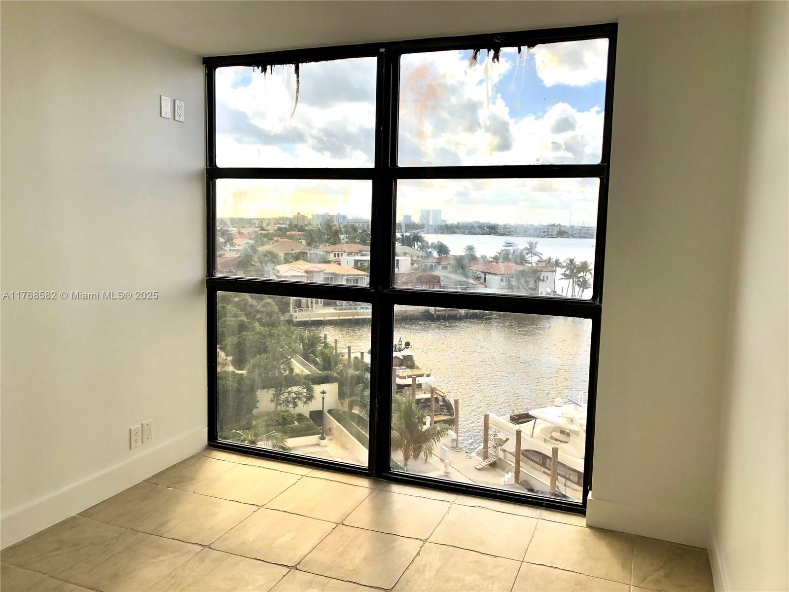 1000 W Island Blvd #712, Aventura, Florida image 19