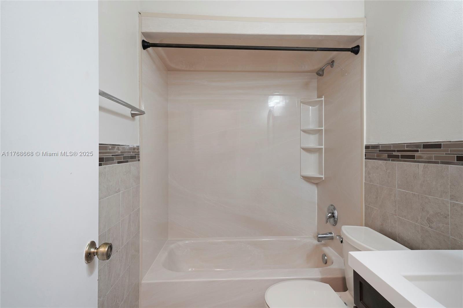 12261 NW 15th St, Pembroke Pines, Florida image 18