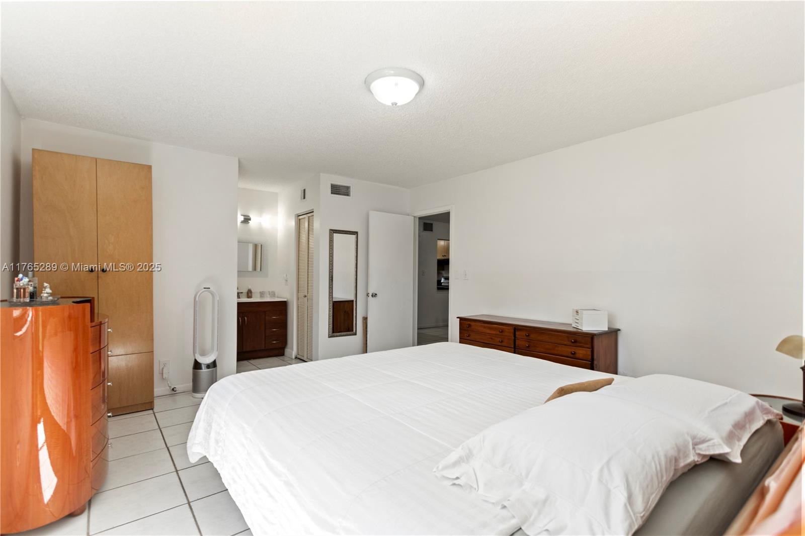 174 W Laurel Dr #1104, Margate, Florida image 18