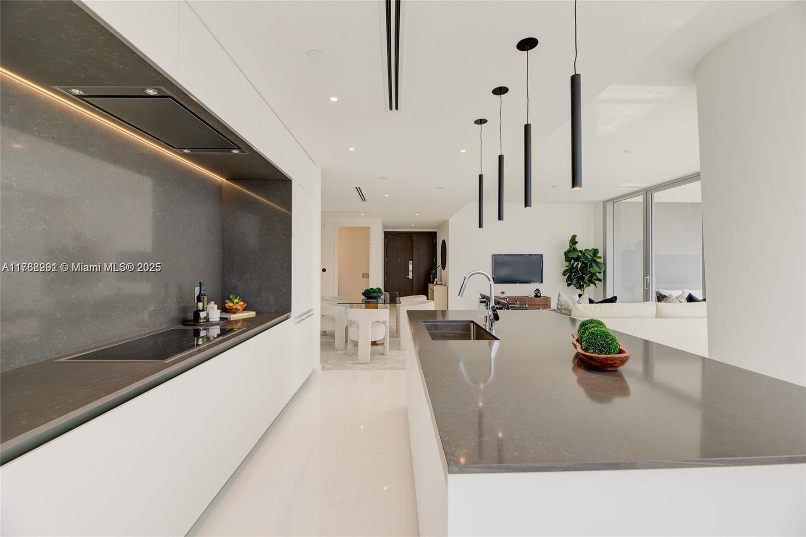 300 Biscayne Blvd Way #3707, Miami, Florida image 24