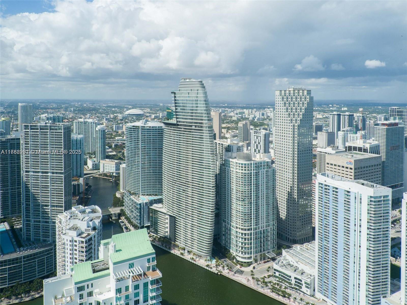 300 Biscayne Blvd Way #3707, Miami, Florida image 33