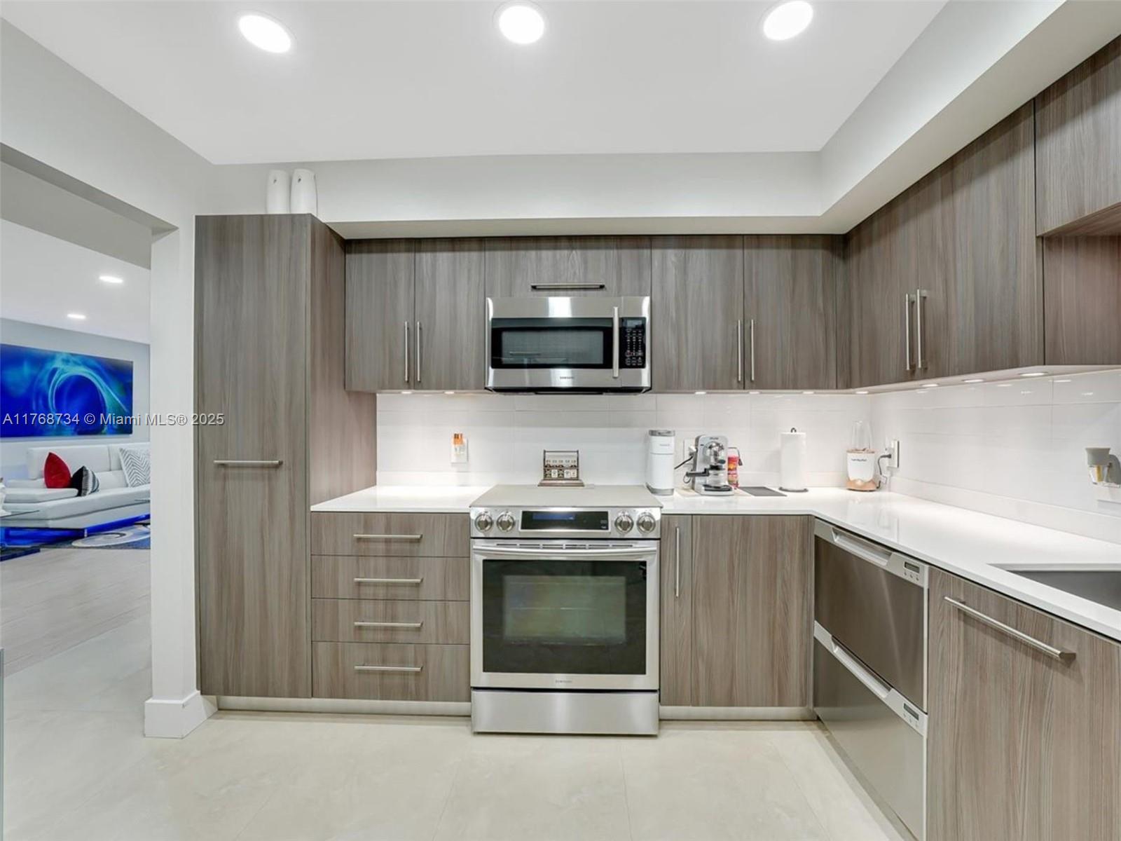 2812 N 46th Ave #G273, Hollywood, Florida image 1
