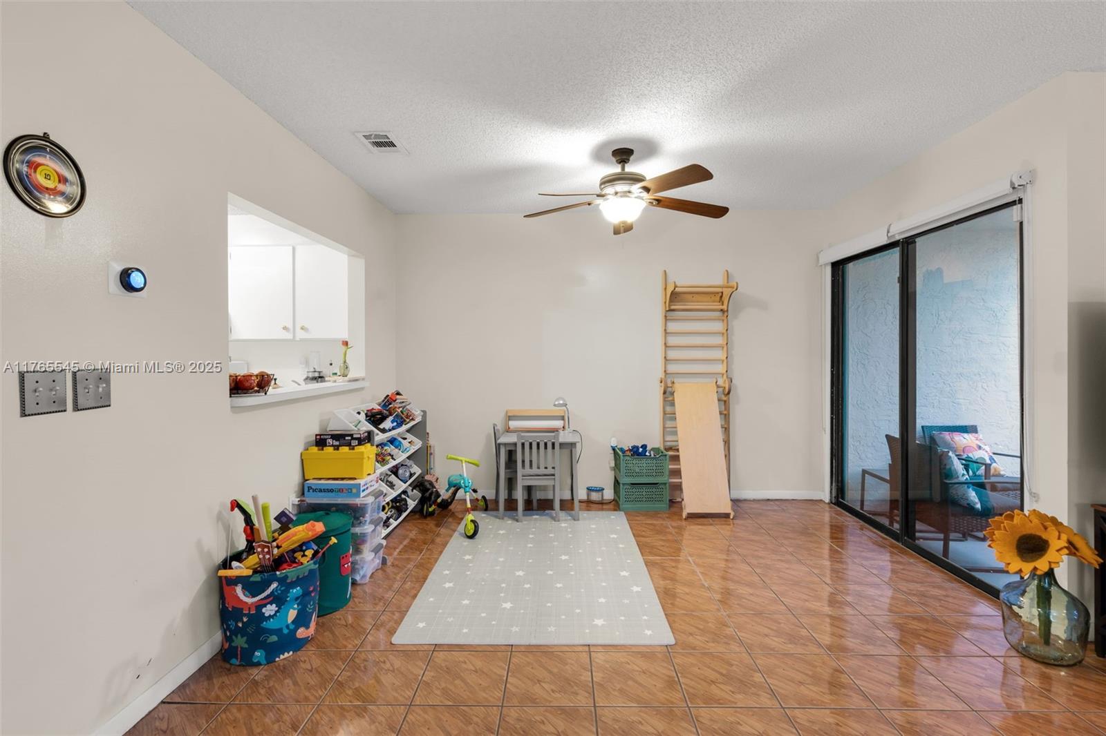 1652 N 14th Ter, Hollywood, Florida image 11