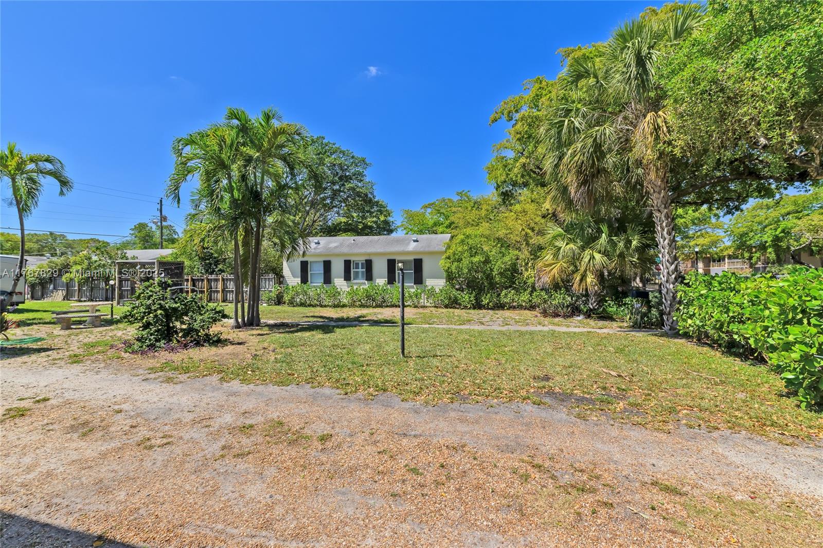 1946 Madison St, Hollywood, Florida image 24
