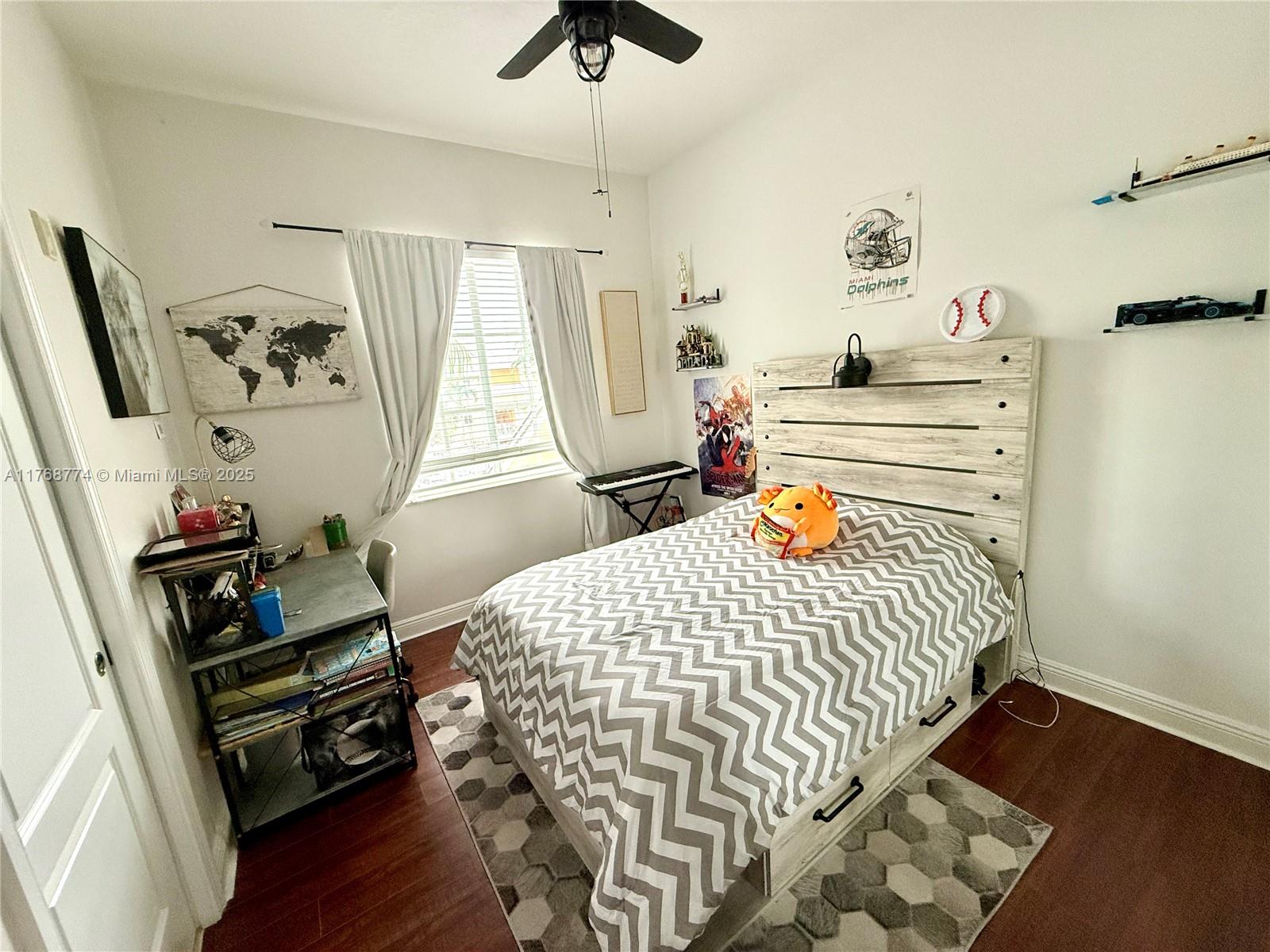 Listing Photo 12