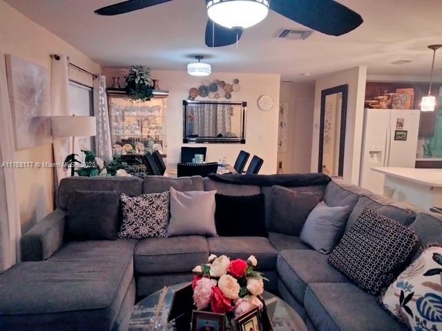 410 SW Natura Avenue, Deerfield Beach, Florida image 11