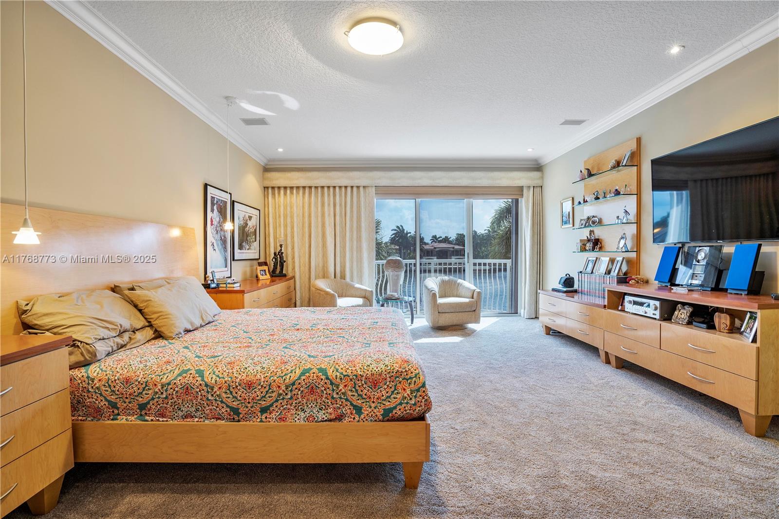 Listing Photo 16