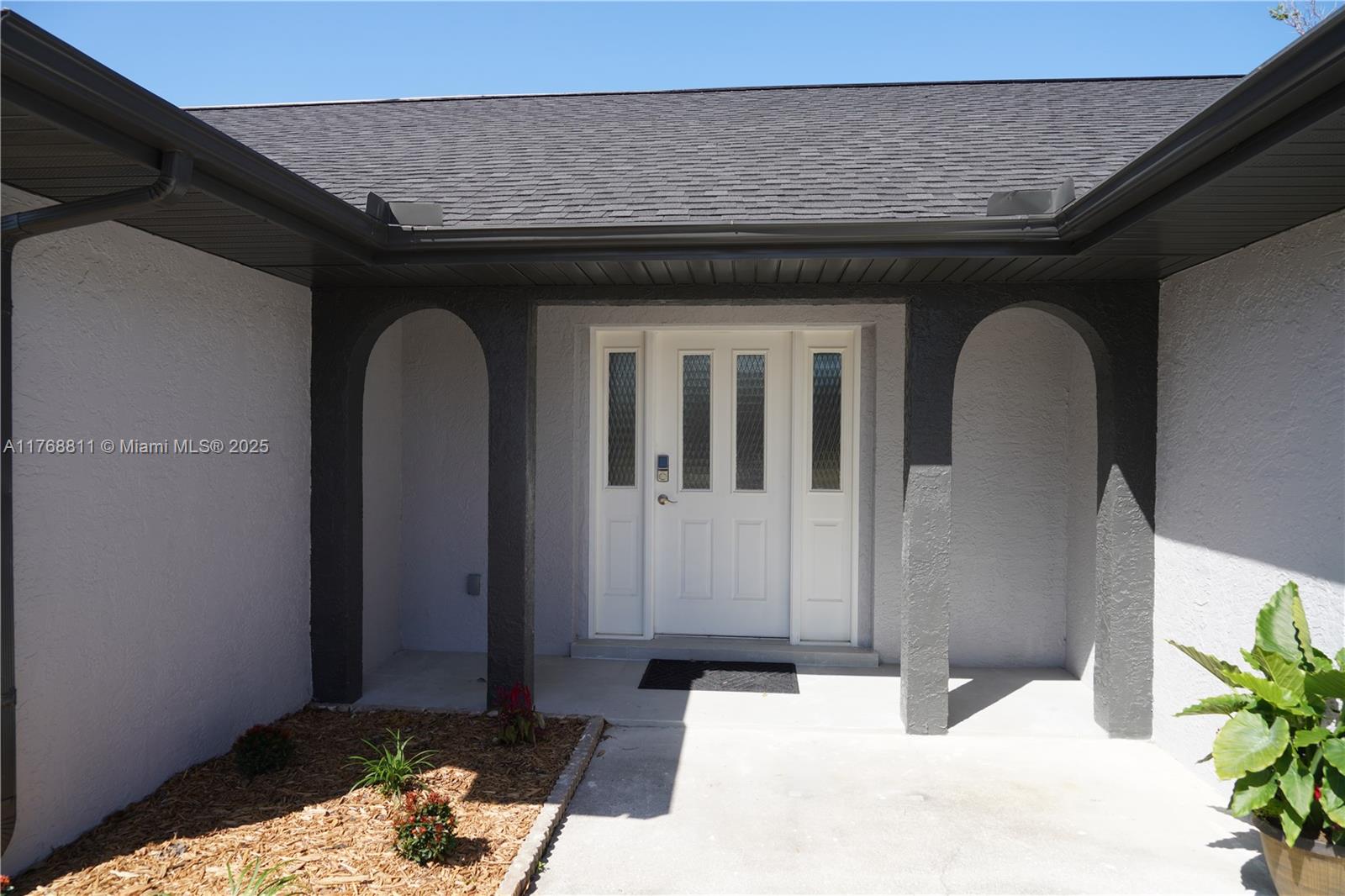 563 Presque Isle Dr, Port Charlotte, Florida image 5