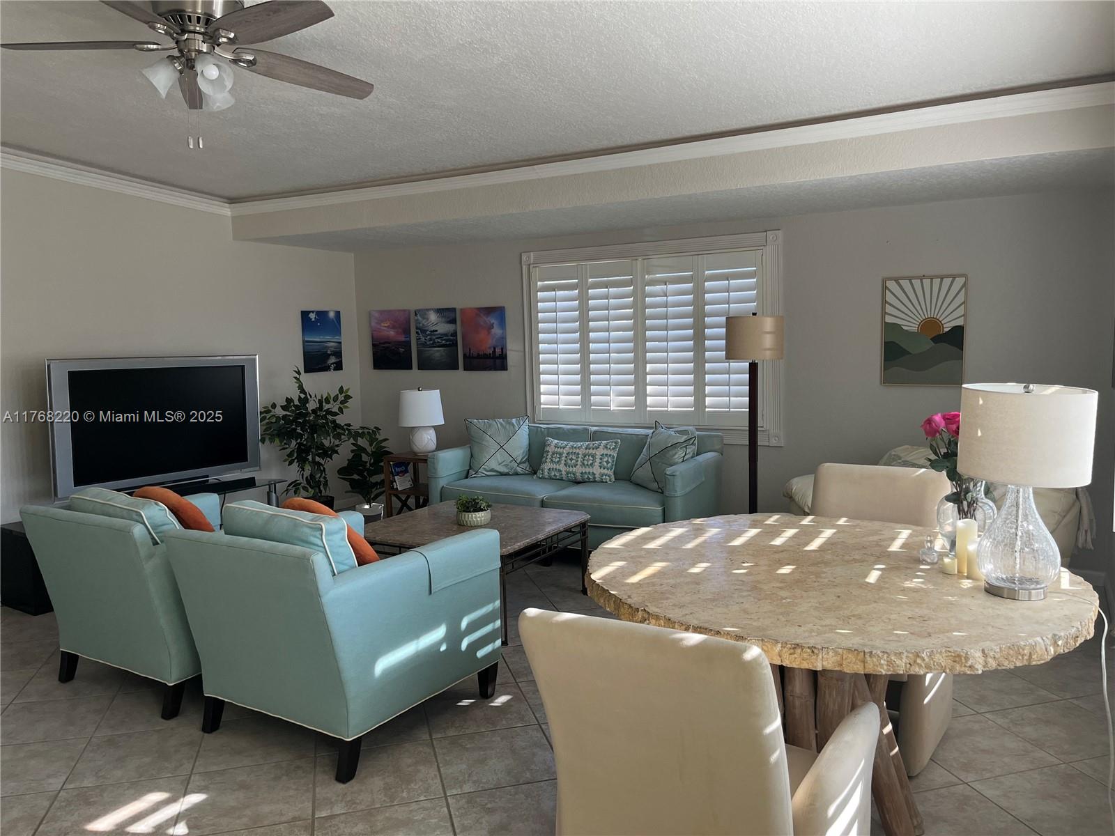1040 NE 16th Ave, Fort Lauderdale, Florida image 10