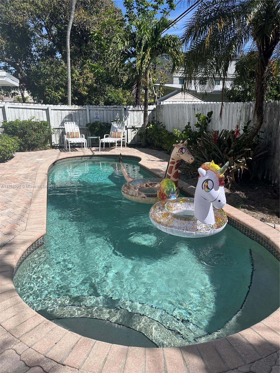 1040 NE 16th Ave, Fort Lauderdale, Florida image 3
