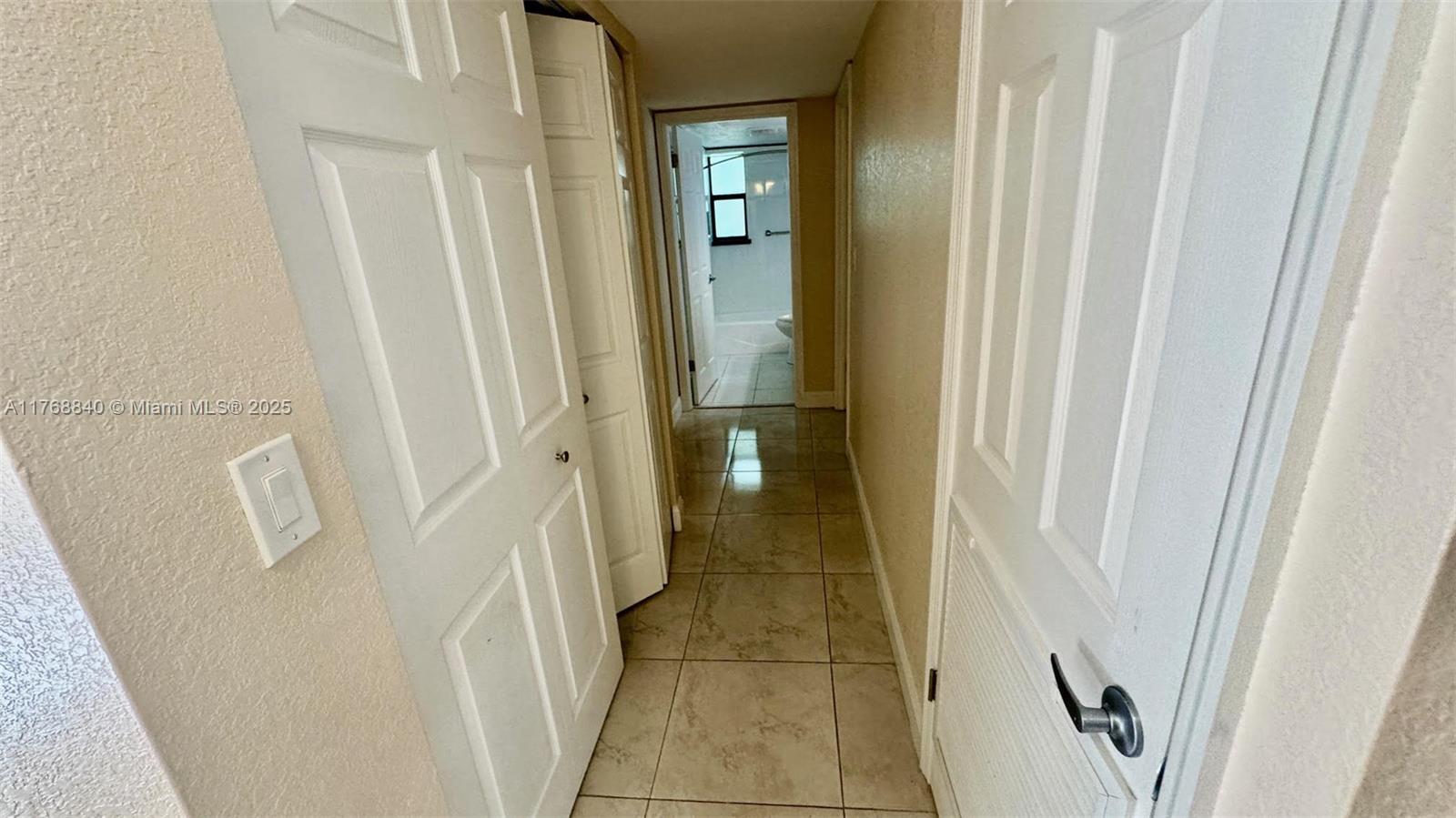 20381 NE 30th Ave #118-7, Aventura, Florida image 37