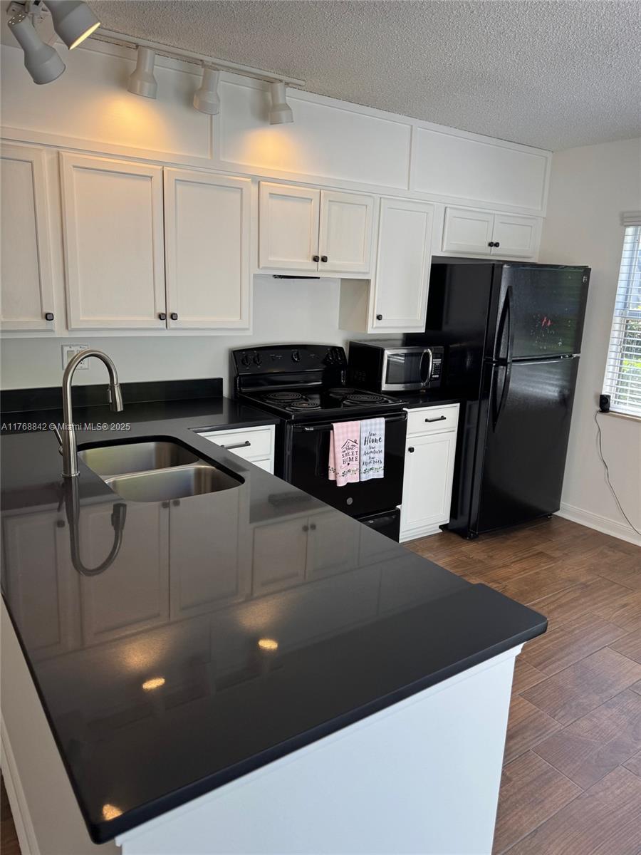 2895 SW Lakemont Pl #N/A, Palm City, Florida image 3