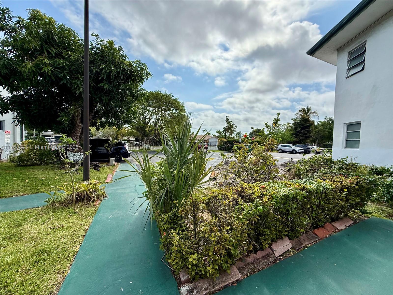 Listing Photo 28