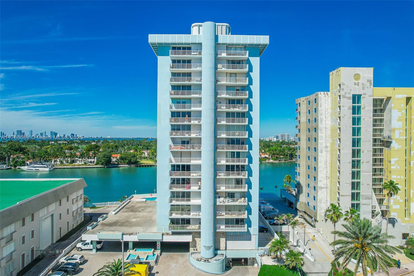 5838  Collins Ave #15D For Sale A11768663, FL