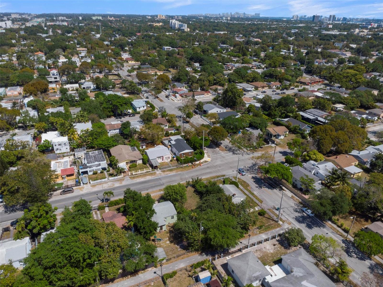 510 NW 46th St, Miami, Florida image 11