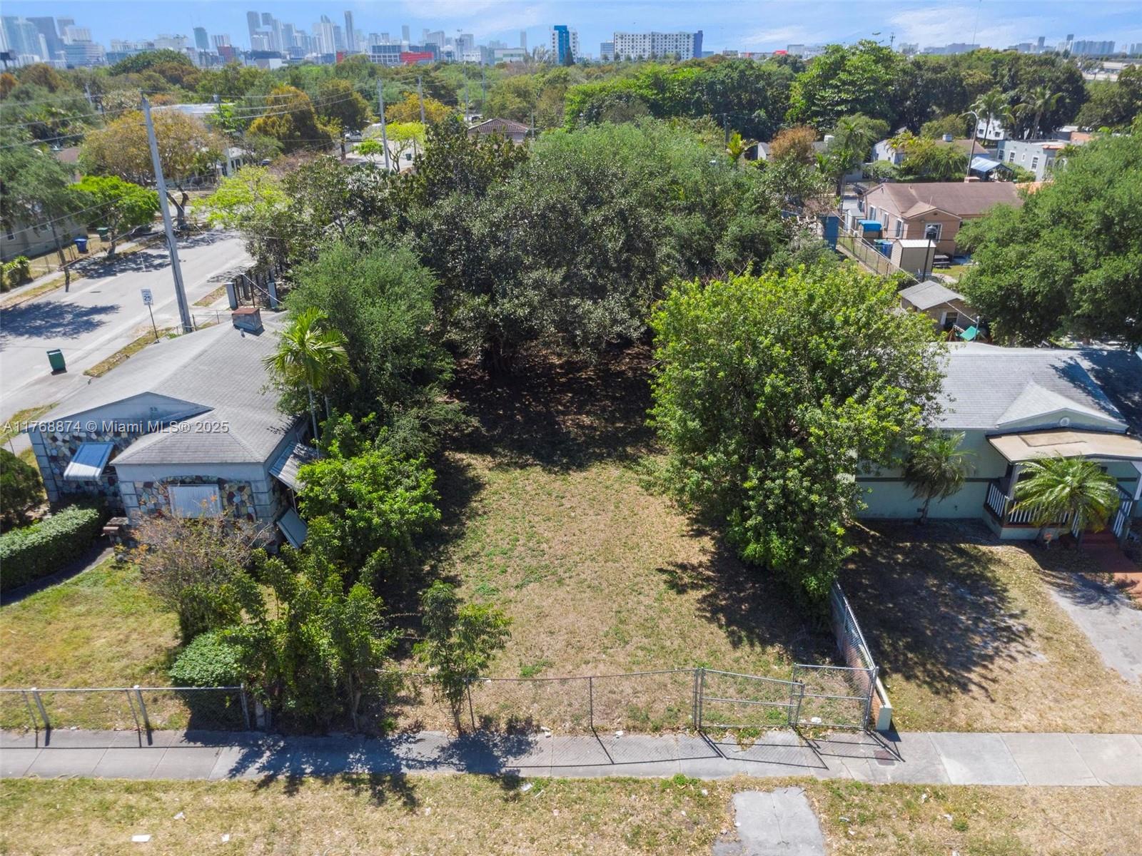 510 NW 46th St, Miami, Florida image 8