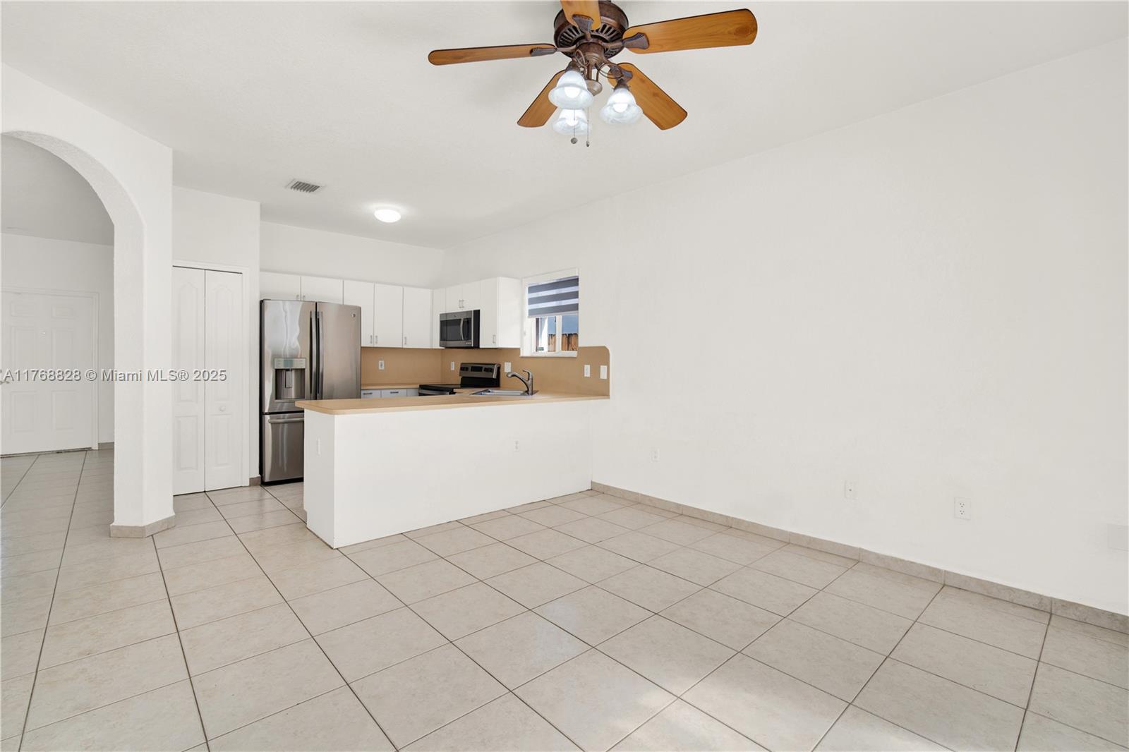16778 NW 91st Ct, Miami Lakes, Florida image 5