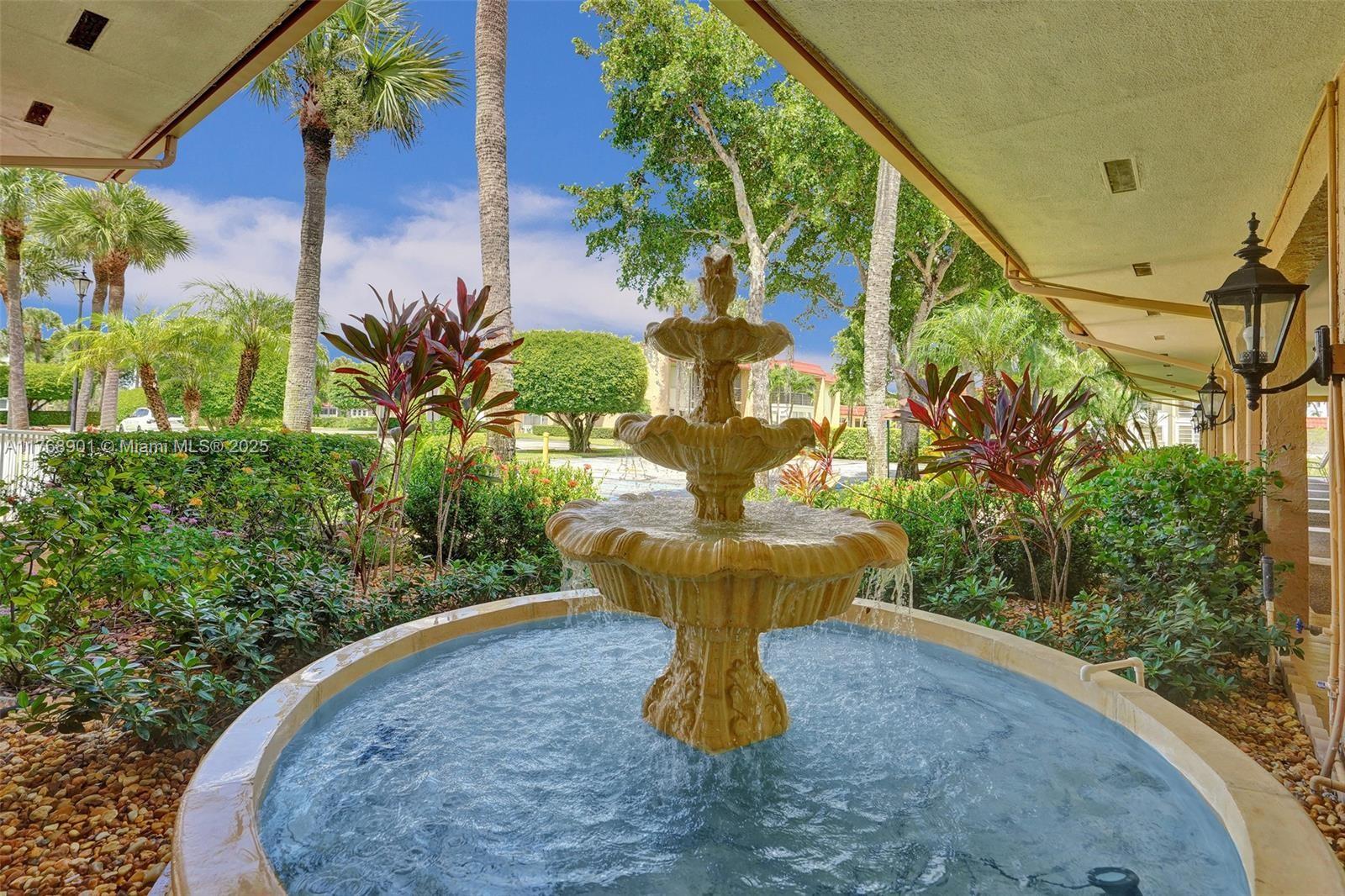 338 Lake Evelyn Dr, West Palm Beach, Florida image 48