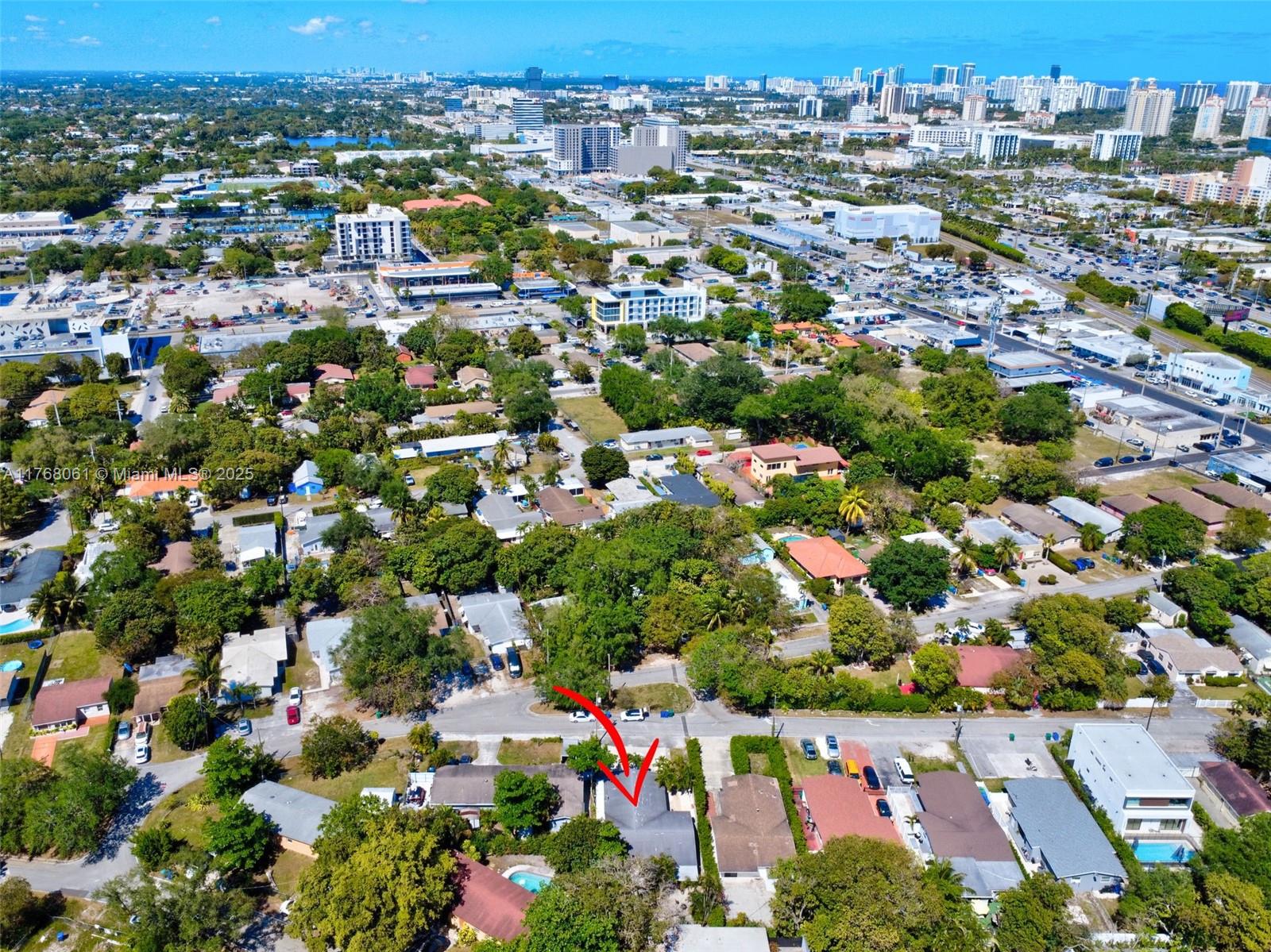 2470-2472 NE 182nd Ter, North Miami Beach, Florida image 36