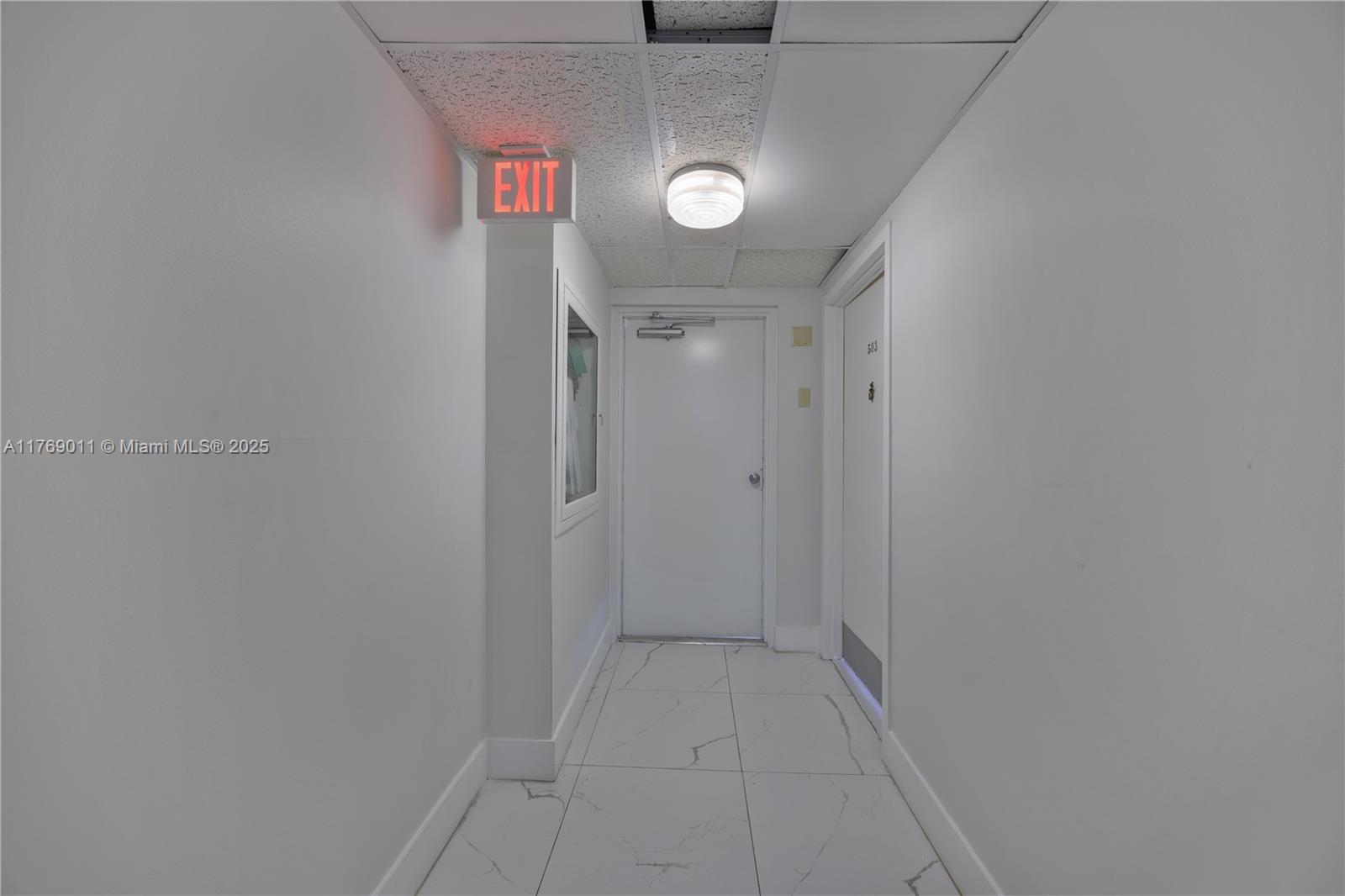 Listing Photo 14