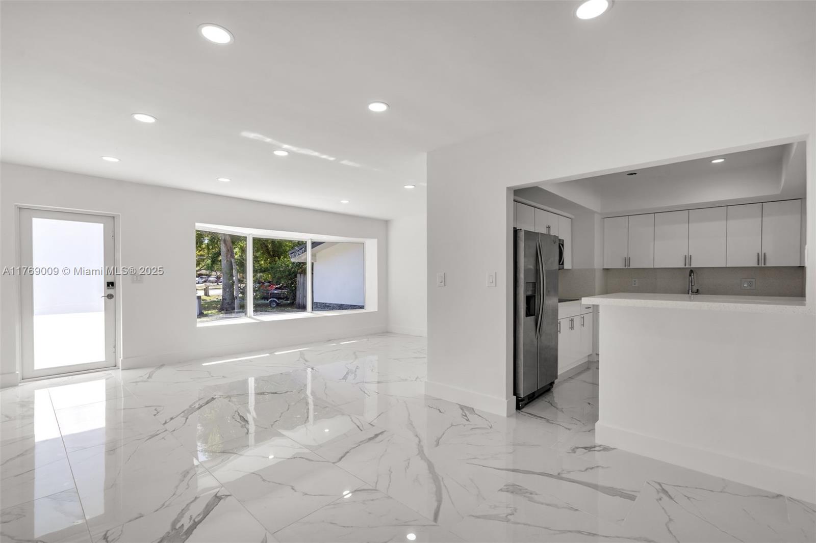5241 Redwood Ct, Plantation, Florida image 11