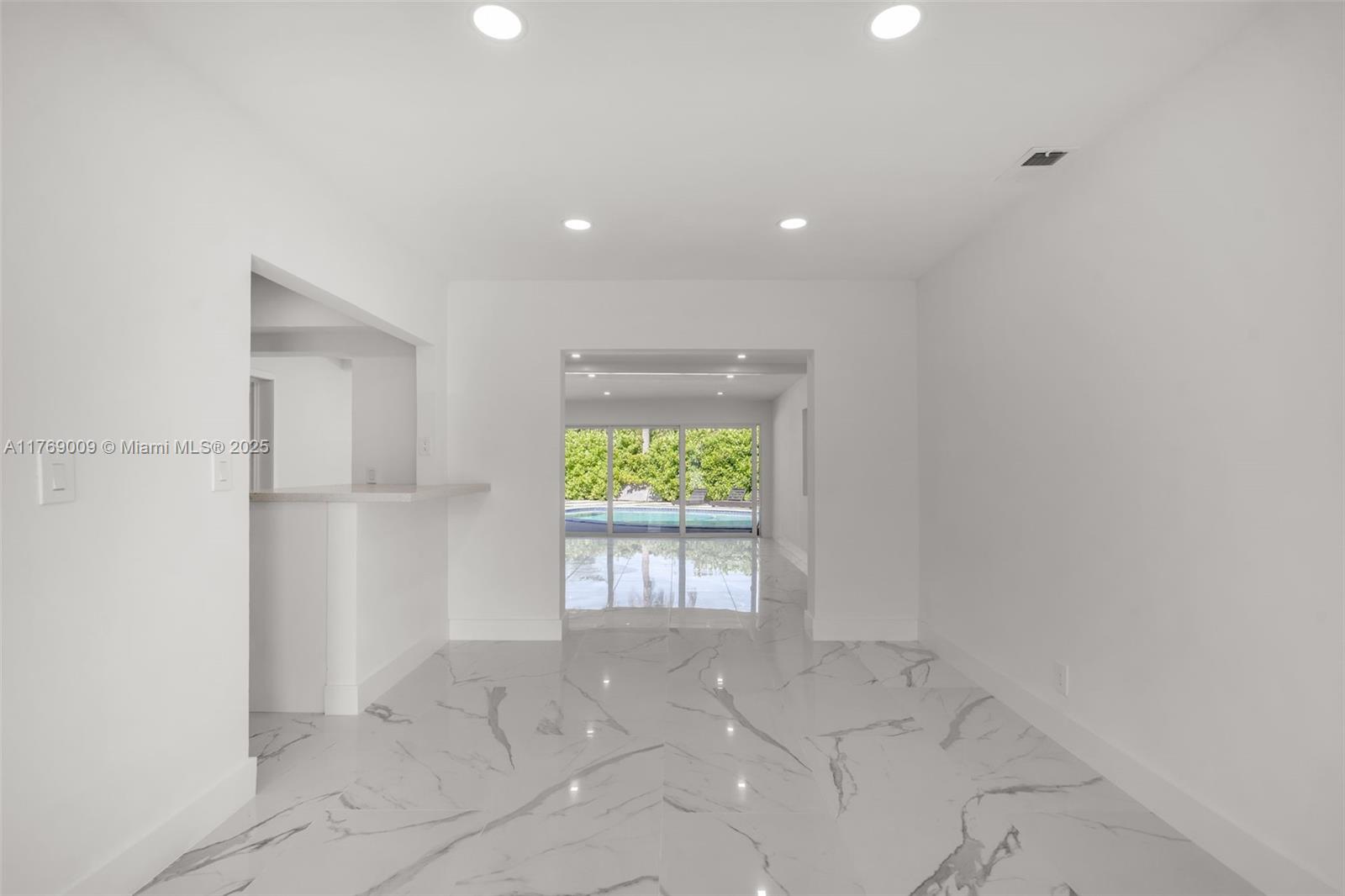 5241 Redwood Ct, Plantation, Florida image 6