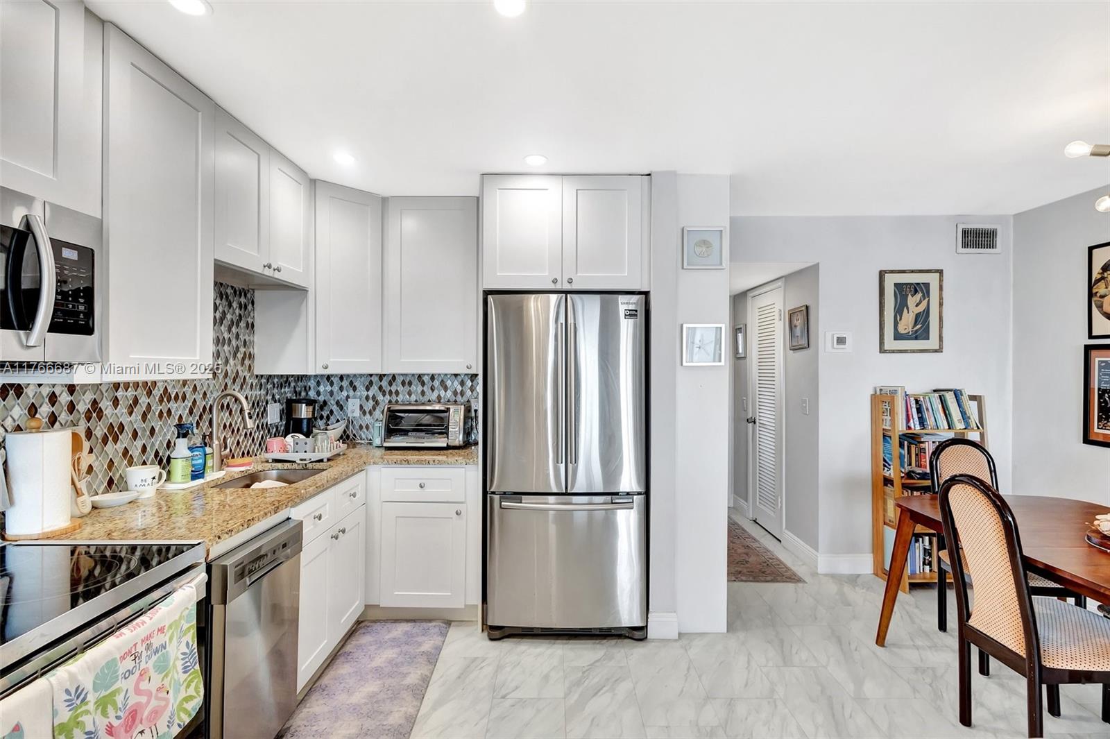 100 Shore Court #207, North Palm Beach, Florida image 16