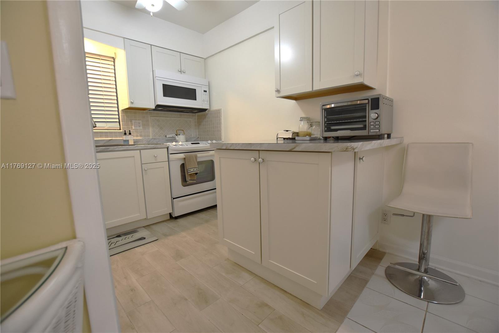 2735 E Dudley Drive #B, West Palm Beach, Florida image 7