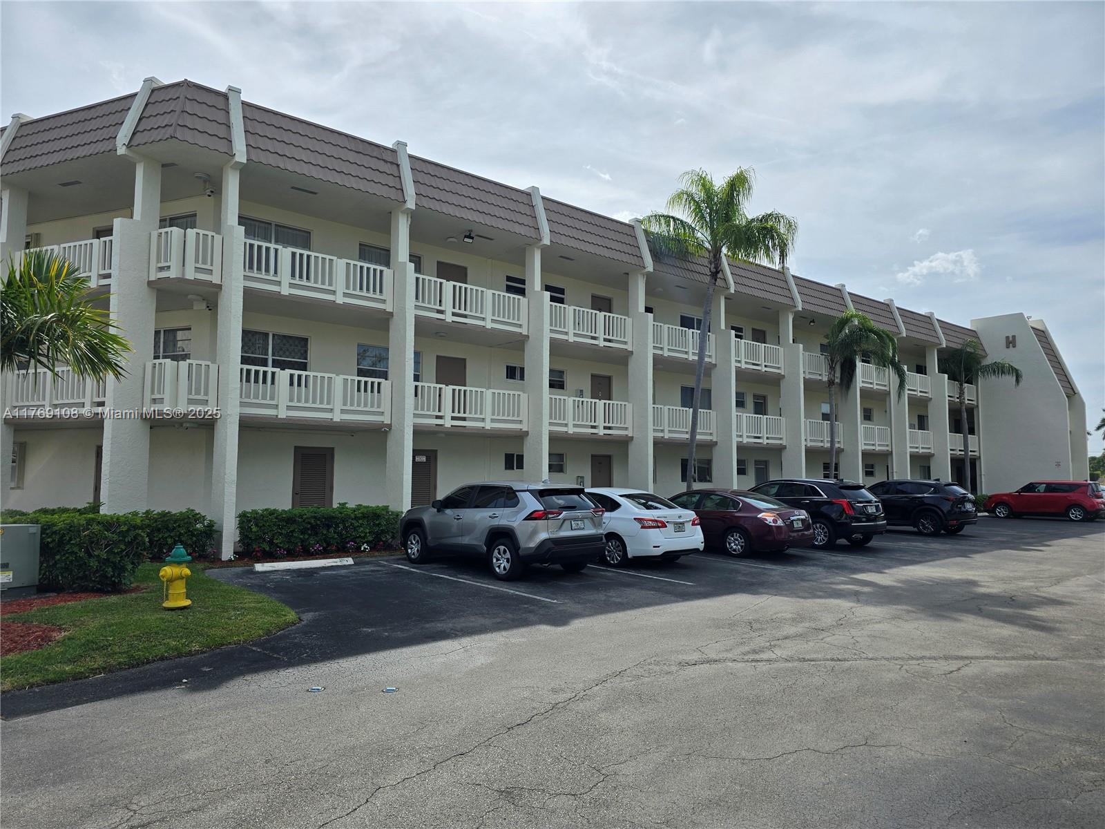 6890 Royal Palm Blvd #211H, Margate, Florida image 24