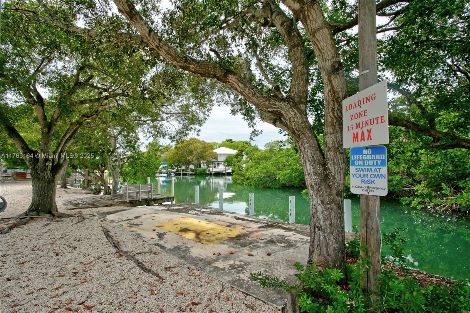158 Pearl Ave, Plantation Key, Florida image 24