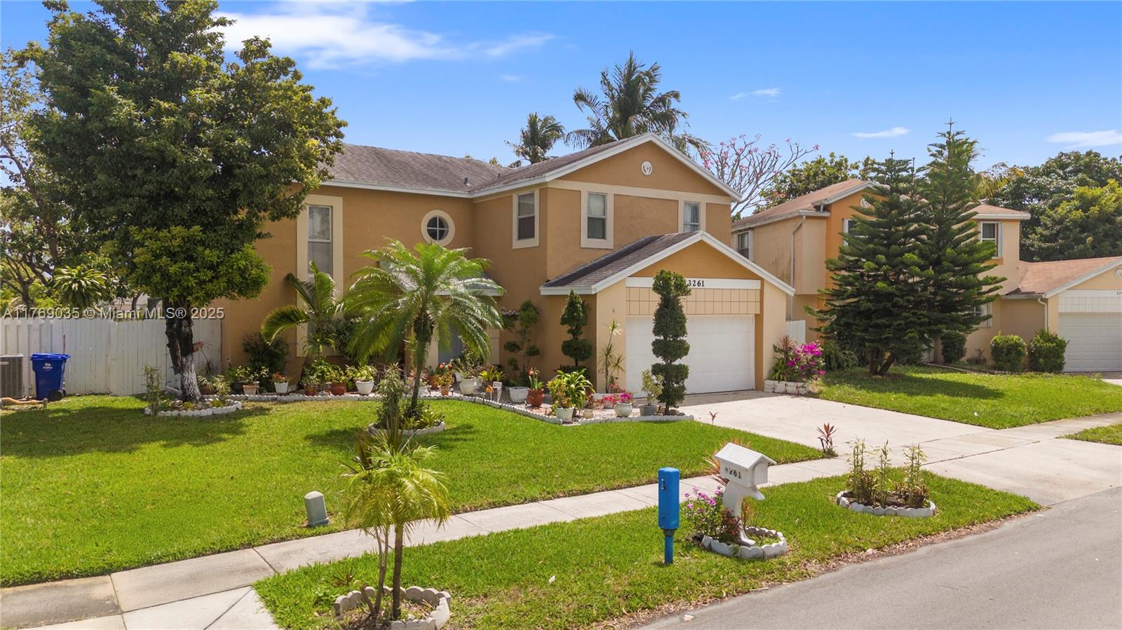 Listing Photo 1
