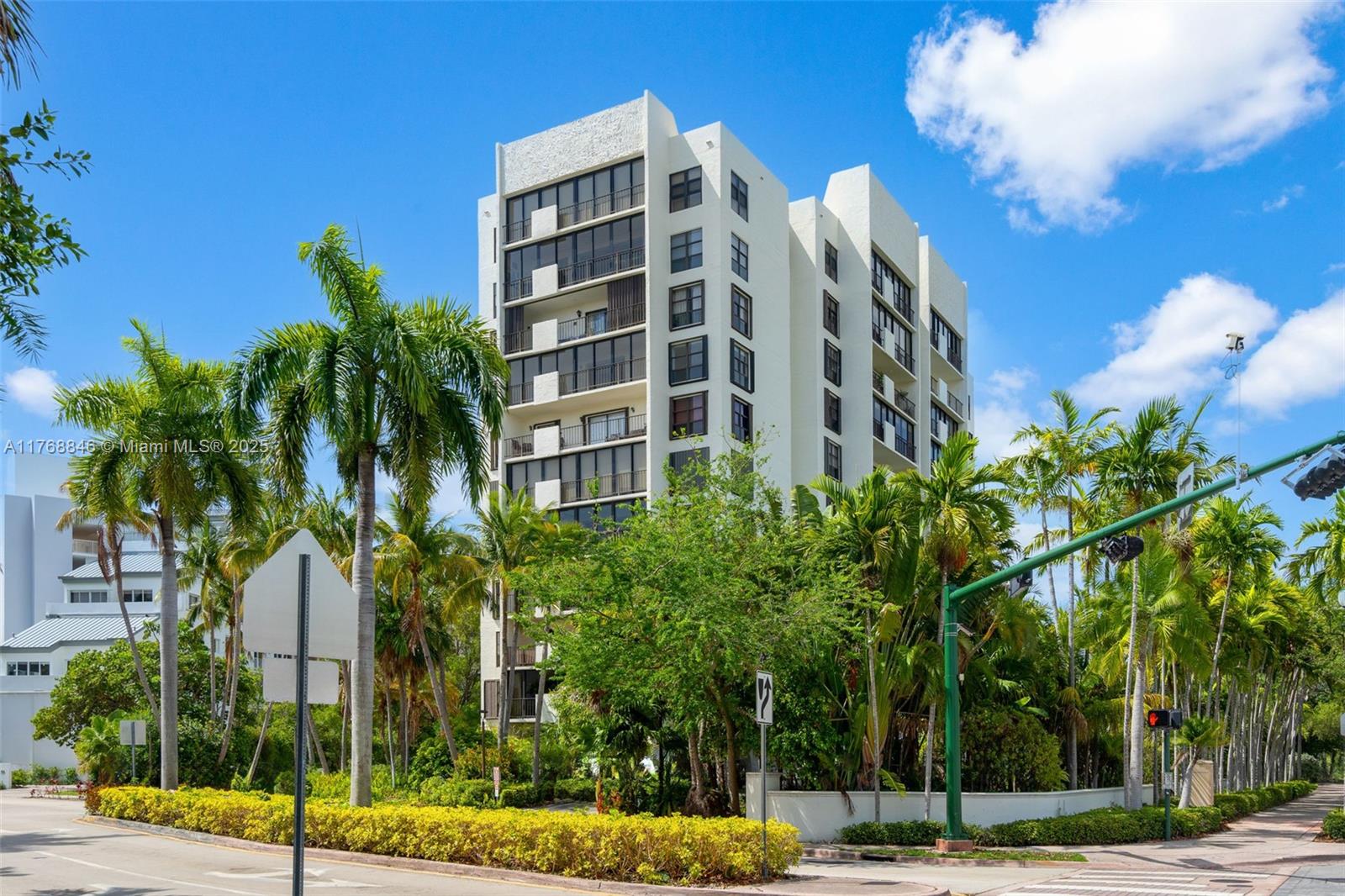 77 Crandon Blvd #2B, Key Biscayne, Florida image 1