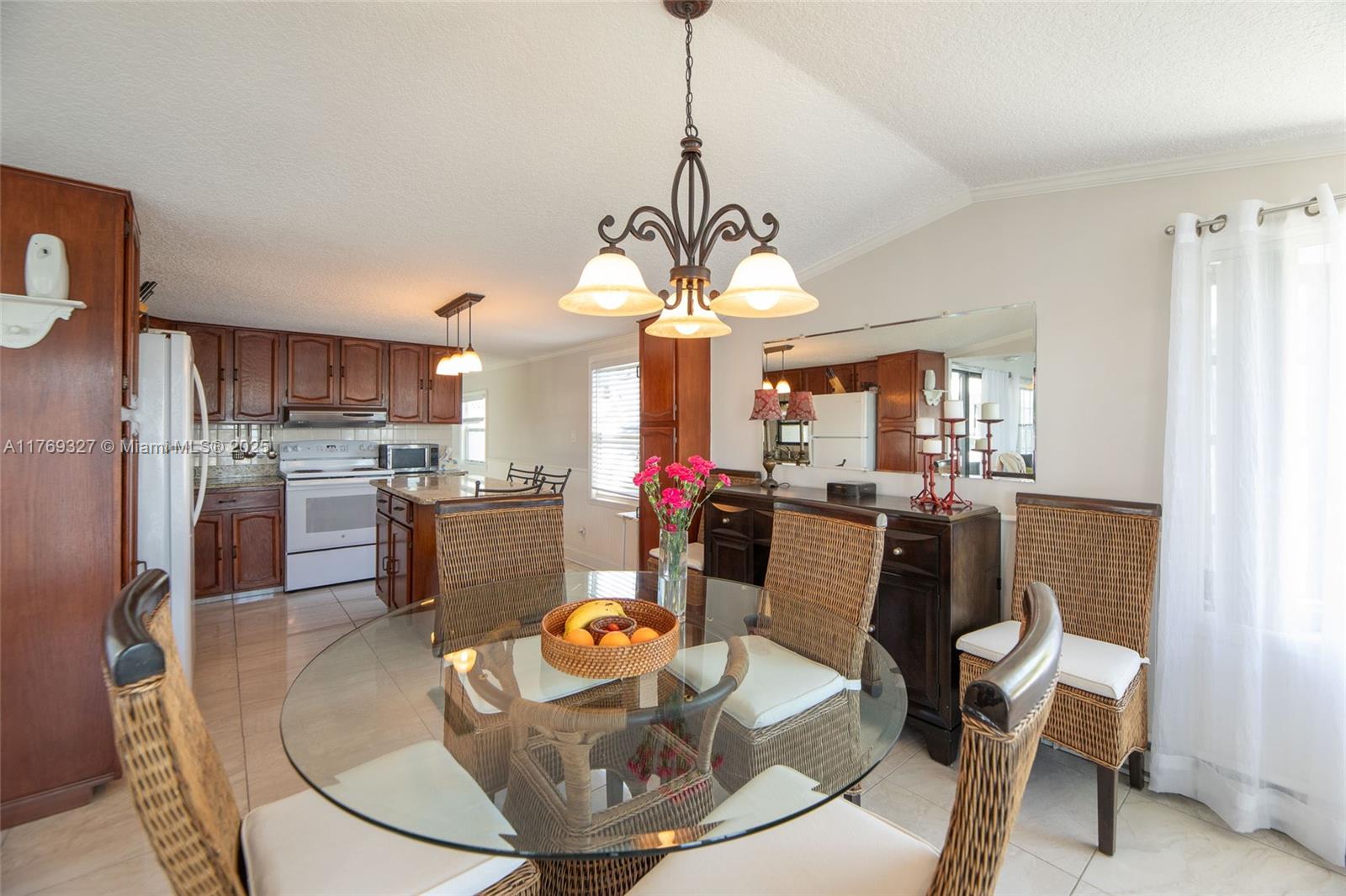 112 Lake Shore Dr, Pembroke Park, Florida image 20