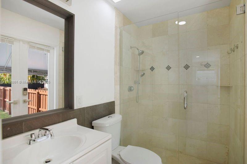 Listing Photo 24