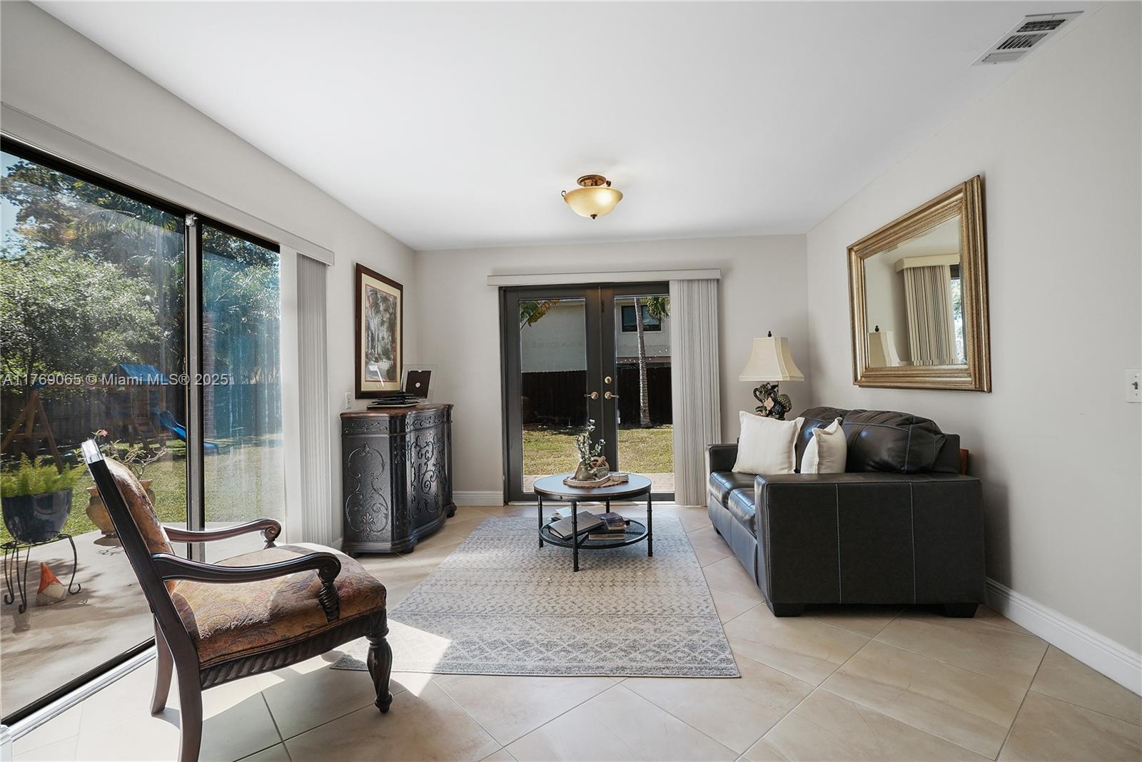 5444 SW 150th Pl, Miami, Florida image 11