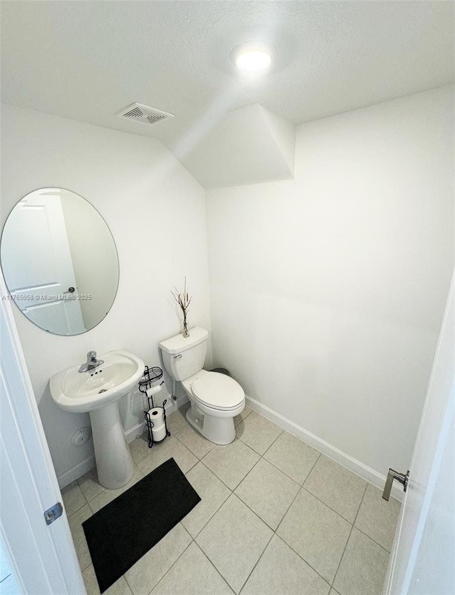 5544 NW 27th Pl #1, Lauderhill, Florida image 15