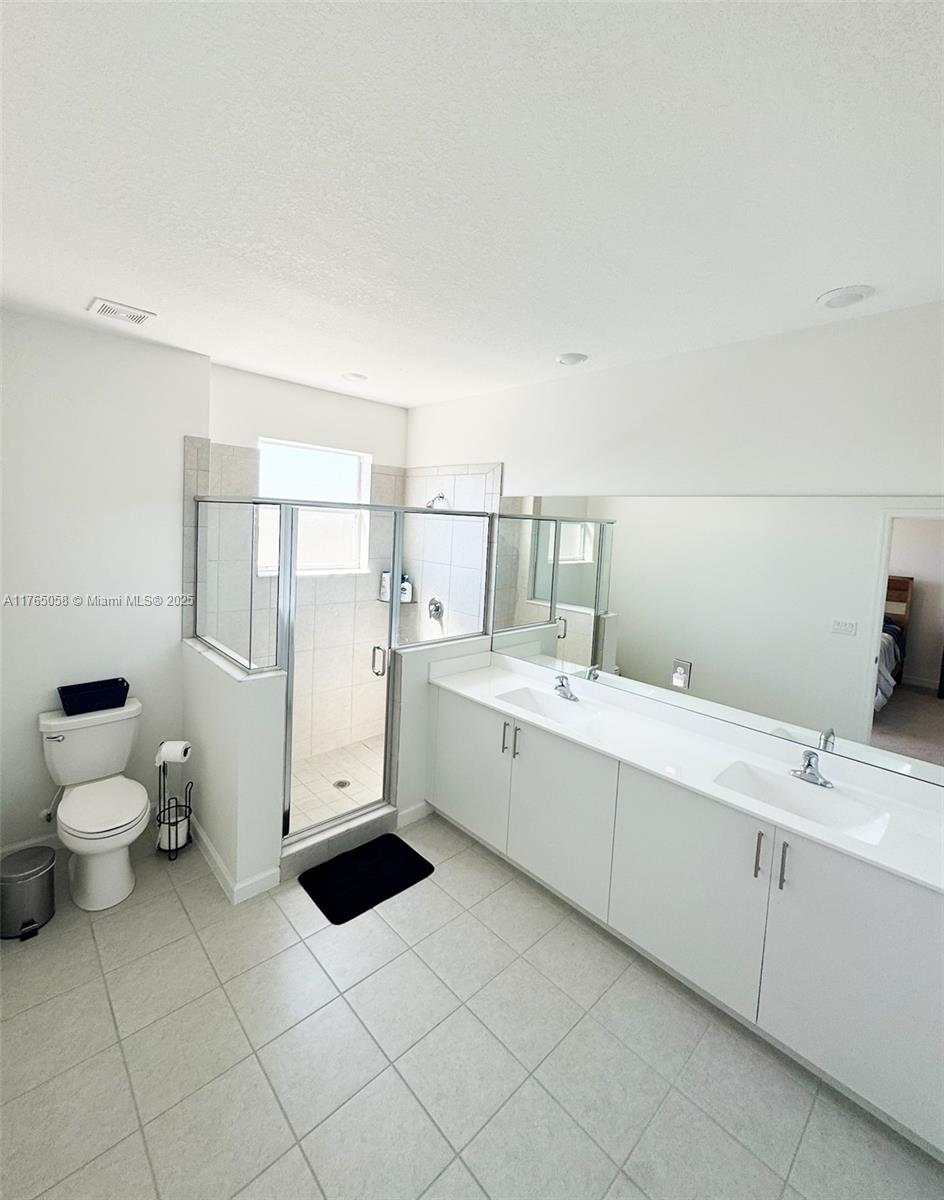 5544 NW 27th Pl #1, Lauderhill, Florida image 19