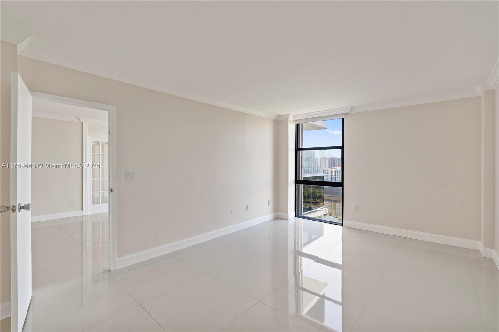 3675 N Country Club Dr #2208, Aventura, Florida image 18